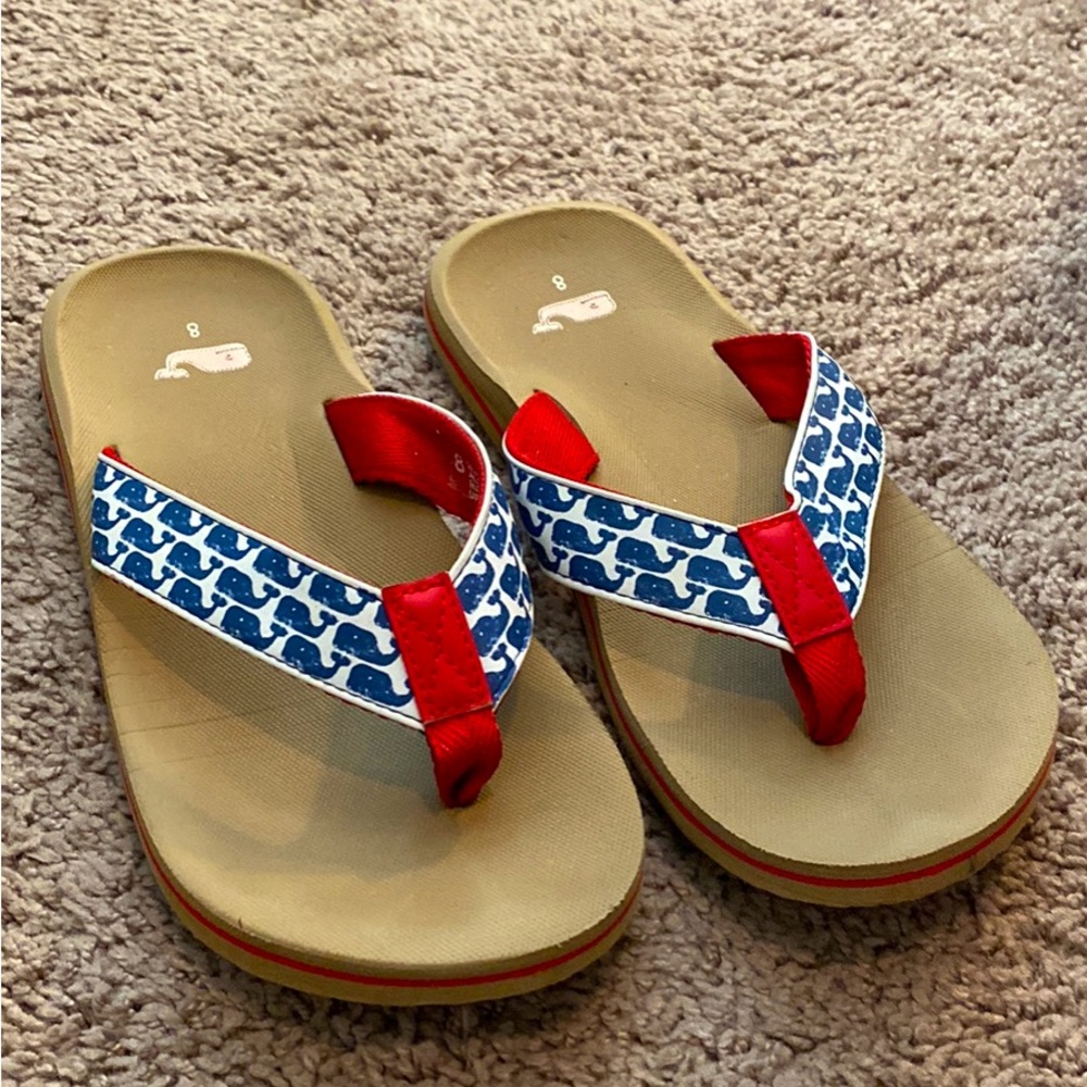 Vineyard vines flip-flops!